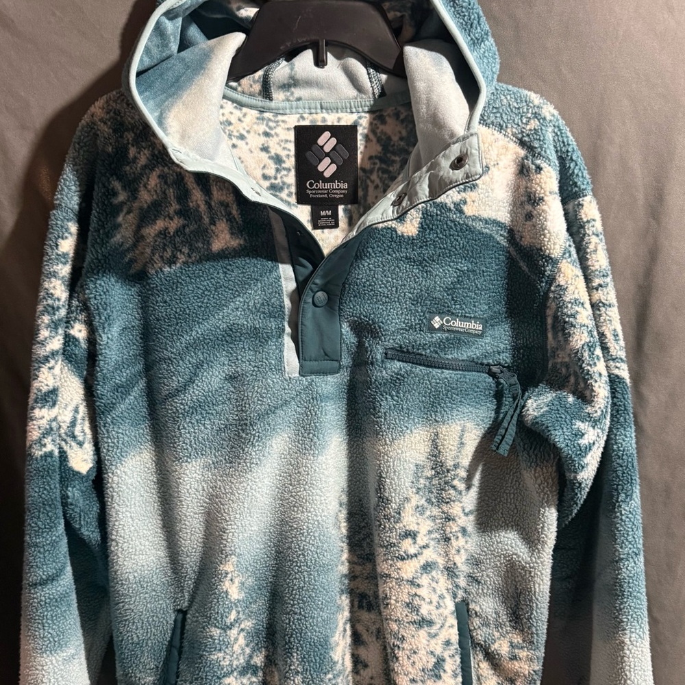 Columbia Teal and Cream Tie-Dye Fleece Pullover Hoodie